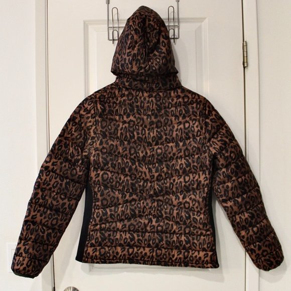 NWOT Hooded Reversible Puffer Coat - Picture 9 of 10